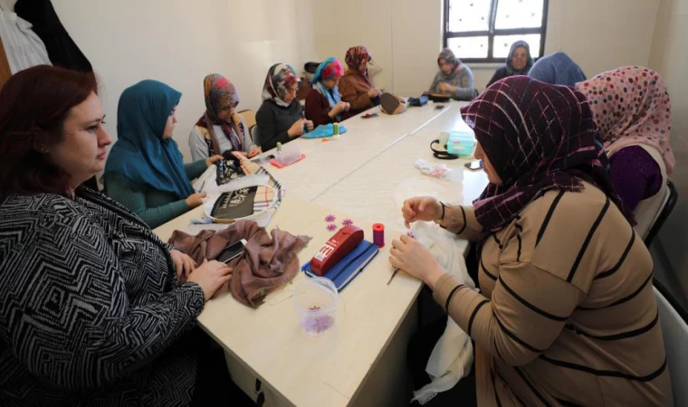 Şehitkamil'in kursları aile ekonomisine katkı sunuyor