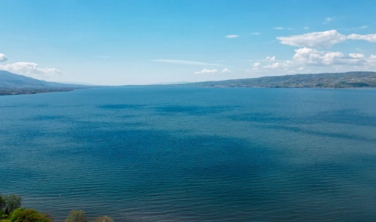 Sapanca’ya ’bereket’ yağdı!