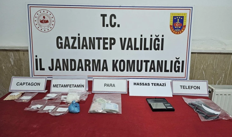 Gaziantep’te Jandarma uyuşturucu tacirlerine nefes aldırmıyor