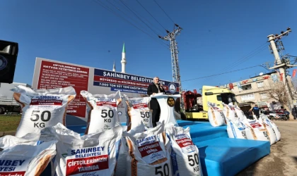 Şahinbey Belediyesi üreticinin yanında! 140 BİN TORBA YEM DESTEĞİ